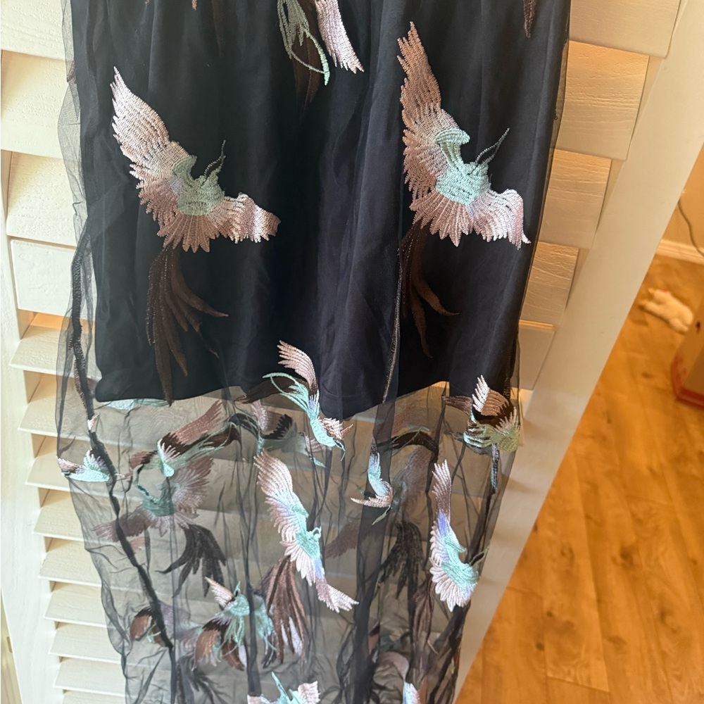 Chic Black Maxi Skirt with Bird Embroidery